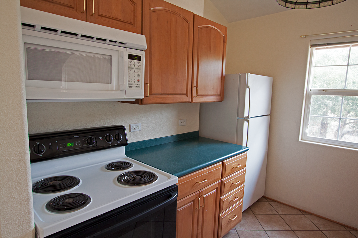 105A-WIldwood-kitchen4