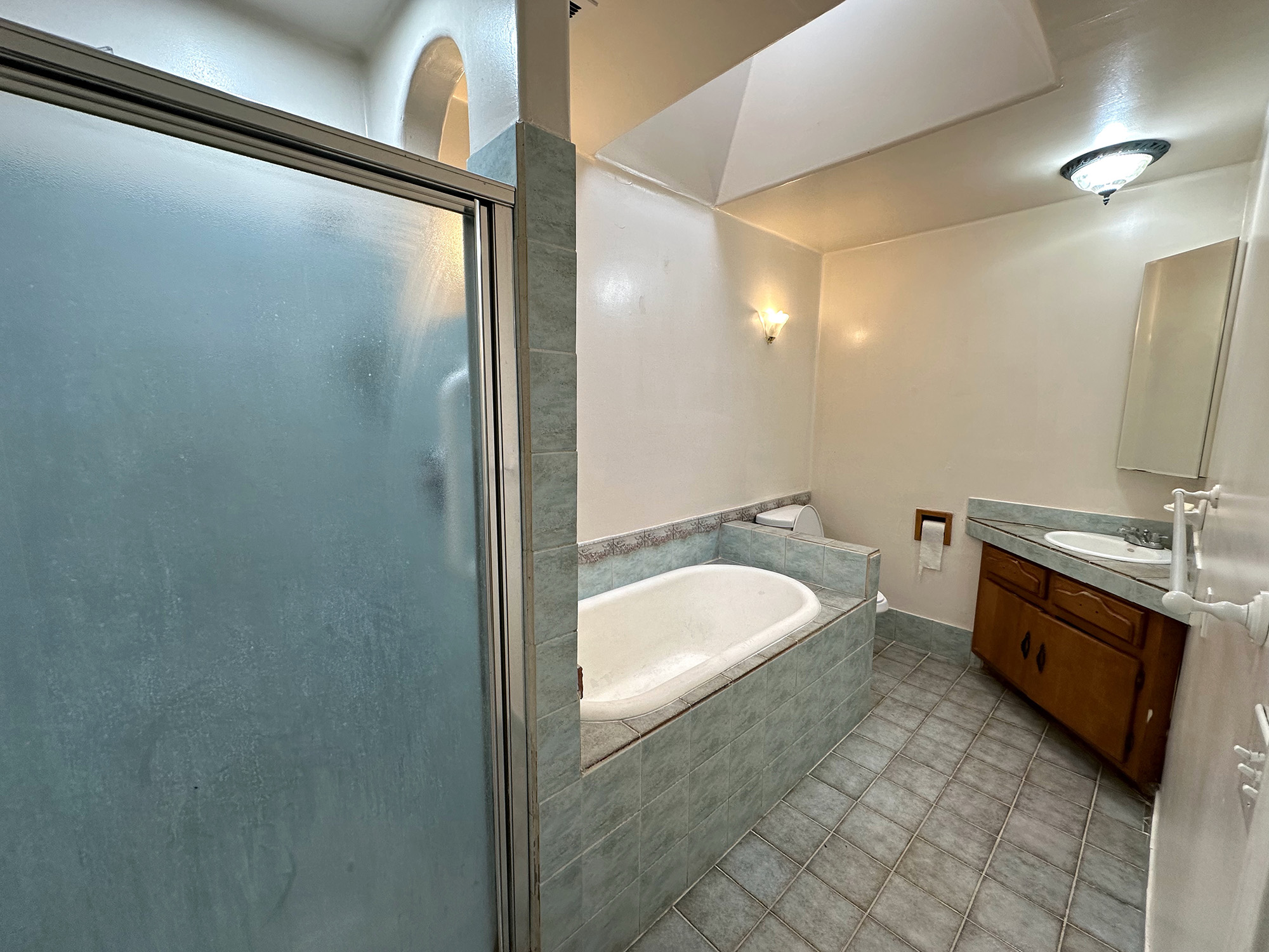 5601-D-BATH