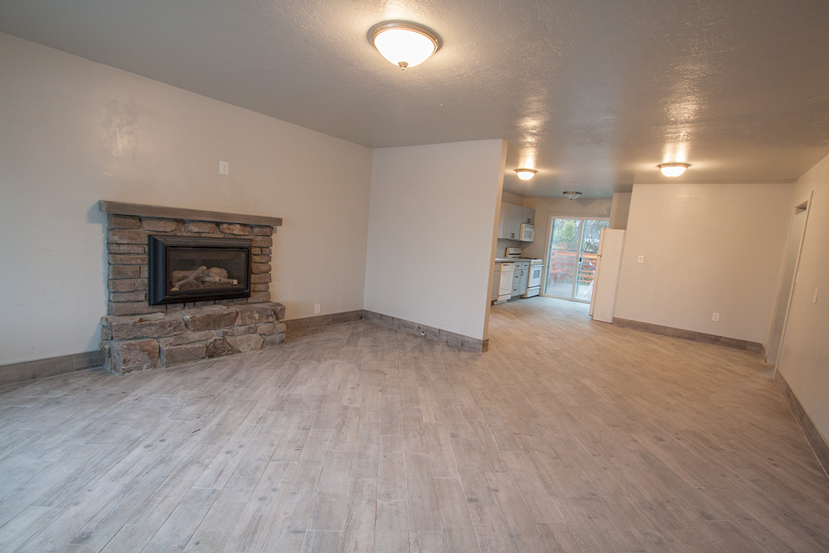 The open plan allows a lot of flexibility with dining area and a home office.